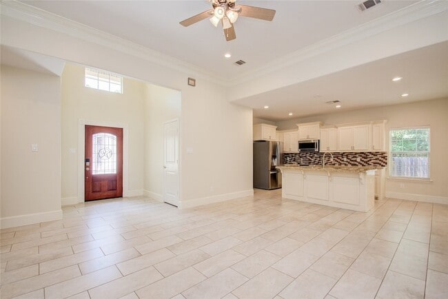 Photo - 10572 Twin Oak Dr