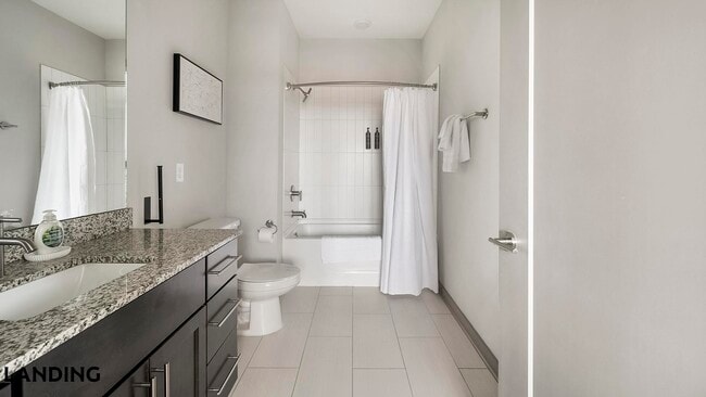 Photo - 1801 Meridian St Unit 921