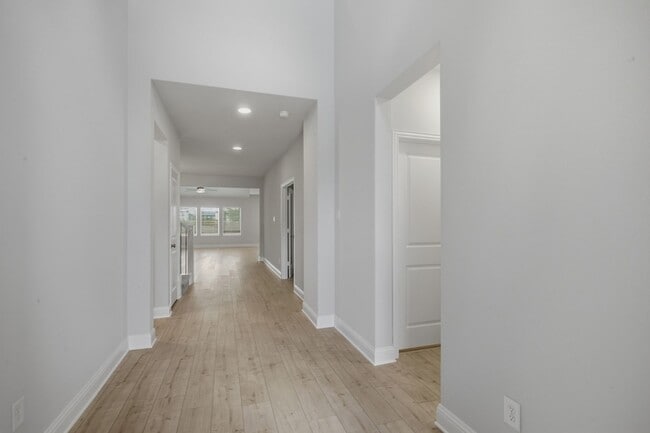 Photo - 1224 Redcoat Dr