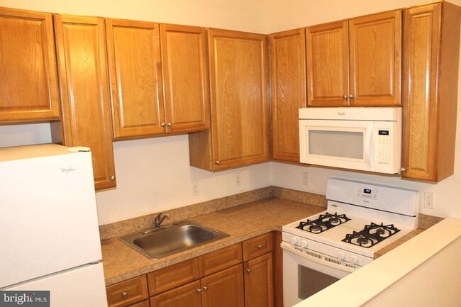 Photo - 4422 Pechin St