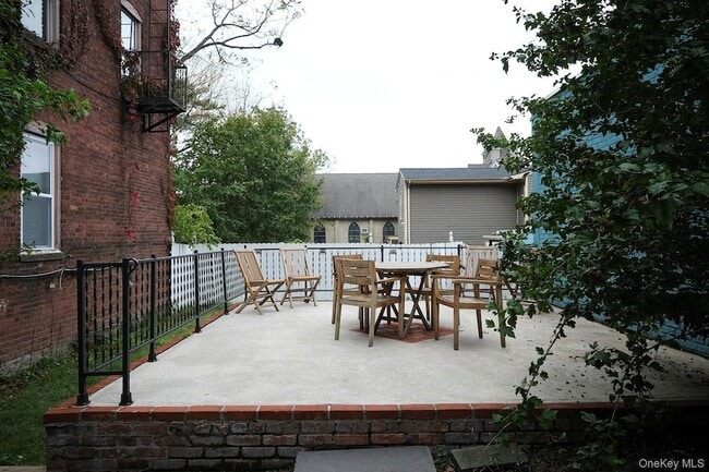 Photo - 95 Liberty St Unit 1