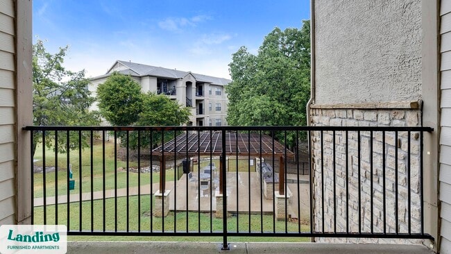 Photo - 165 Forestbrook Dr Unit 127