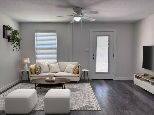 Building Photo - 3607 Sioux Trail