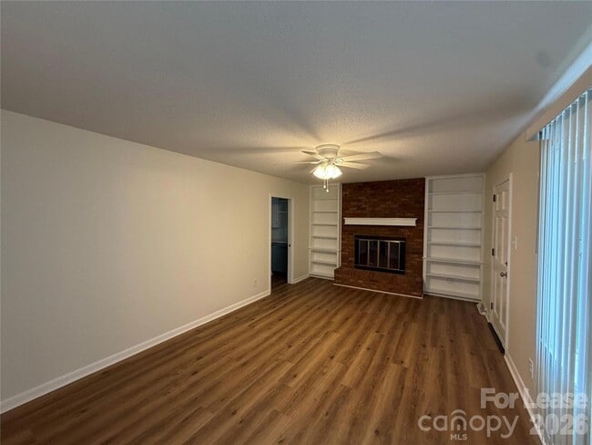 Photo - 147 Crooked Ln