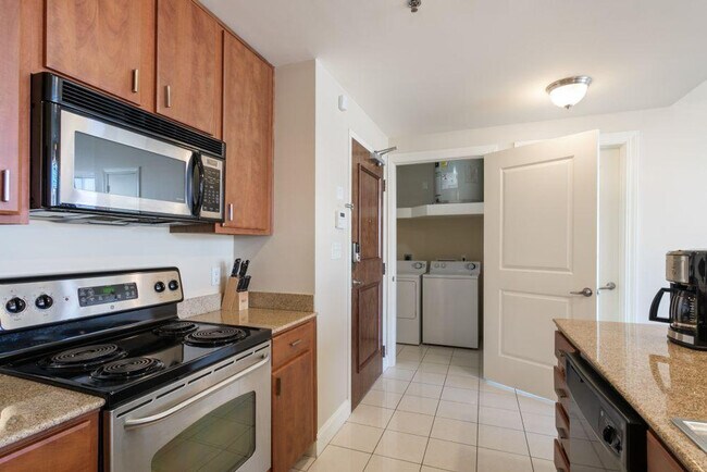 Photo - 925 Common St Unit ID1266898P