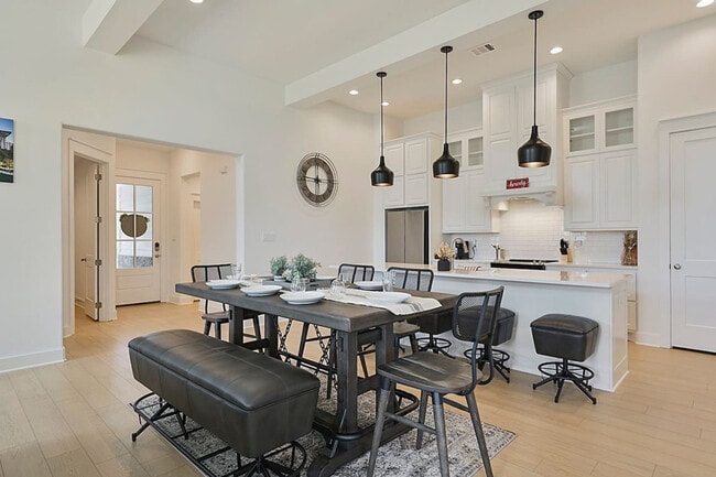 Photo - 5040 Mooney Fls Dr Unit ID1328058P