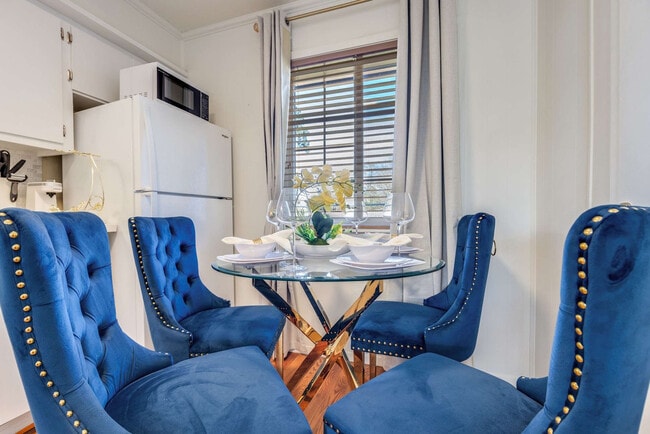 Photo - 216 Mitchell St Unit ID1382456P