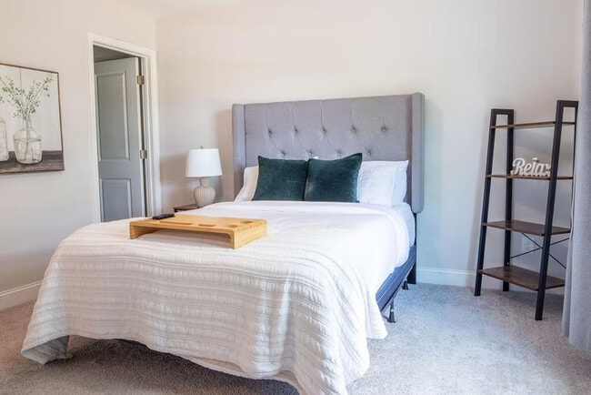 Photo - 751 Jacobs Millpond Rd Unit ID1339902P