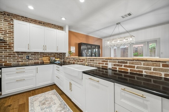 Photo - 6013 Inwood Dr Unit A