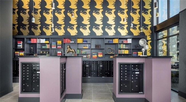 Photo - 105 Rogers St NE