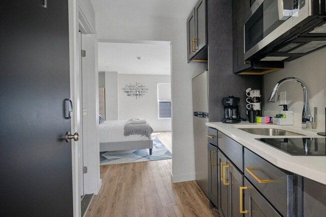 Photo - 133-3 Wickham Ave Unit ID1056802P