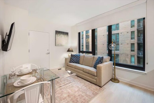 Building Photo - 315 J St Unit ID1257083P