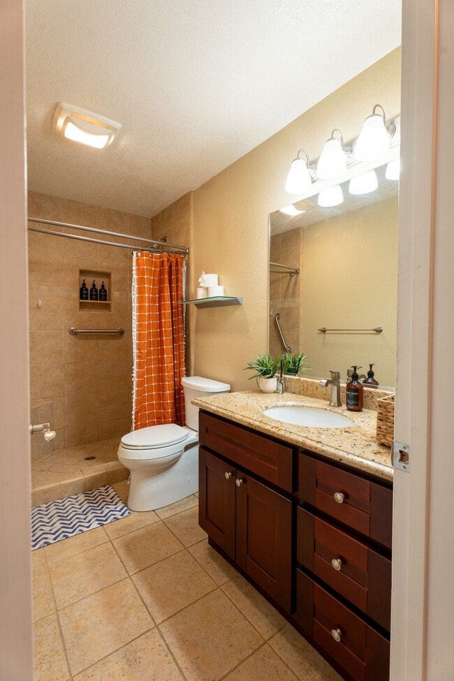 Photo - 771 Century Dr Unit SI ID1495743P