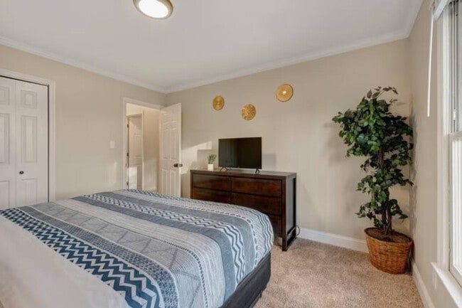 Photo - 2225 Summit St Unit SI ID1391826P