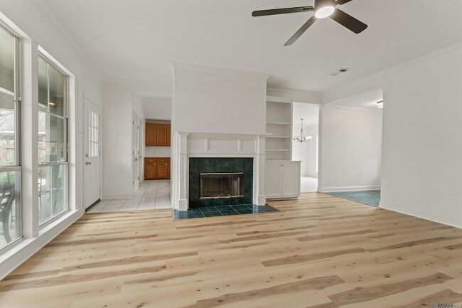 Photo - 18516 Lakefield Ave