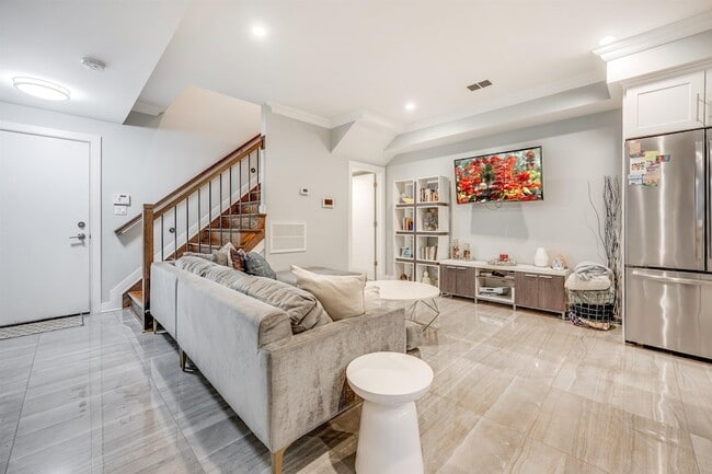 Photo - 18 Thorne St Unit 1