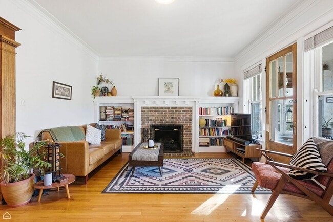 Photo - 5321 S Woodlawn Ave