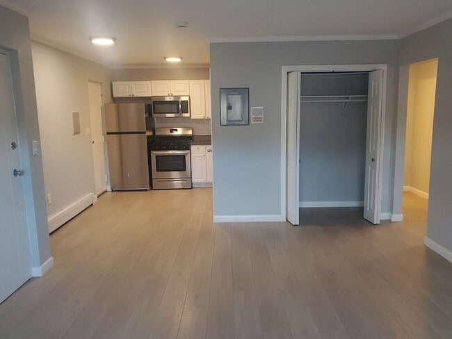 Photo - 215 Pearl St Unit 8