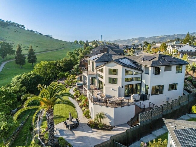 Photo - 3727 Lakebriar Pl