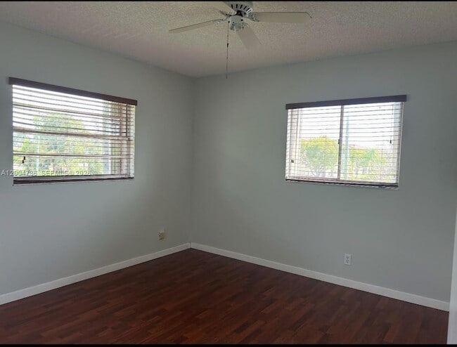 Photo - 12501 SW 14th St Unit 315R