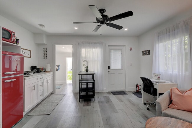 Photo - 27250 Shriver Ave Unit SI ID1073511P