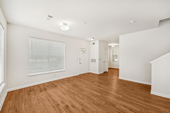 Photo - Oaks Estates of Coppell