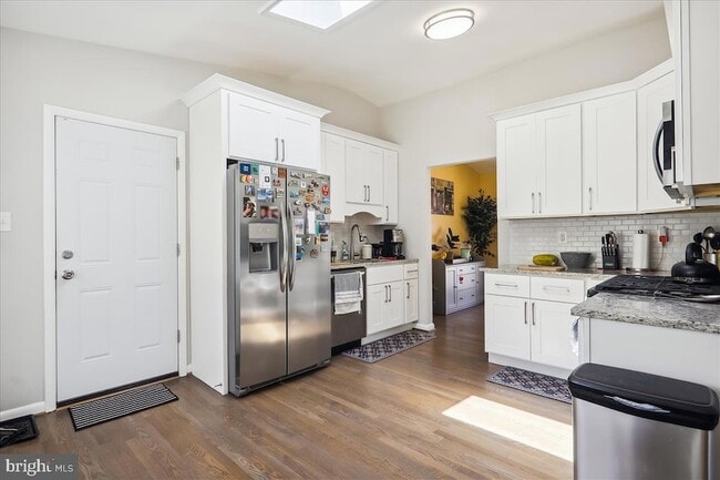 Photo - 2711 Weller Rd