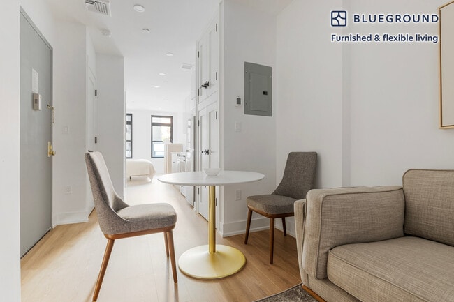 Photo - 307 W 39th St Unit FL2-ID2117