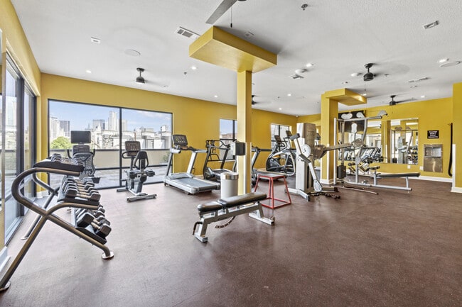 Photo - 1812 Hickory St Unit ID1383538P