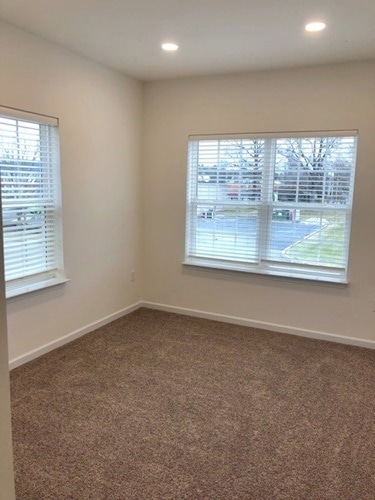 Bedroom 1 - East Breeze