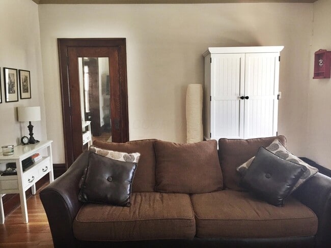 Photo - 1704 Oak St Unit 706