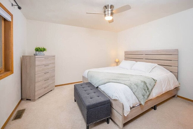 Photo - N307 Eastowne Ct Unit ID1061648P