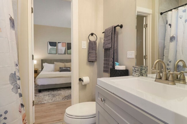 Photo - 5015 Main St Unit ID1366954P