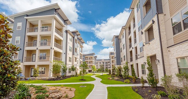 Photo - Brea Luxury Apartments