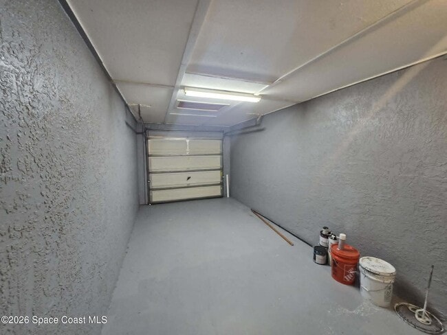 Photo - 1697 Parakeet Ct