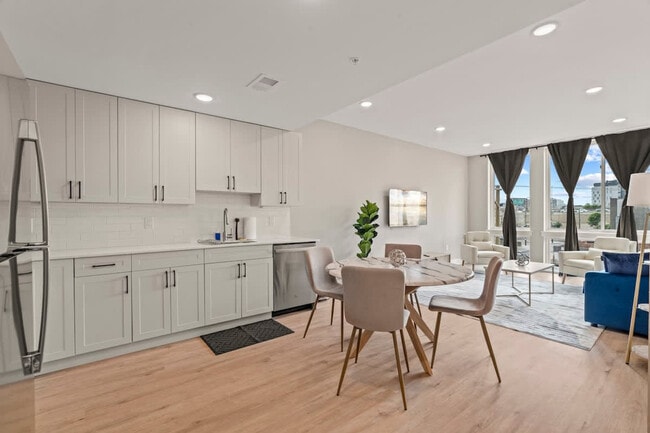 Photo - 916 N Delaware Ave Unit SI ID1055893P