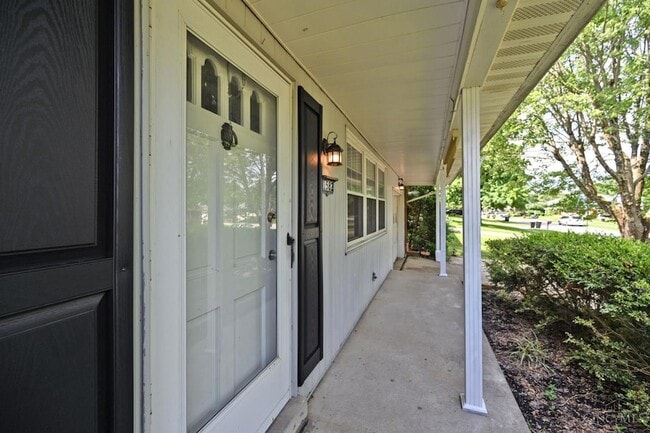 Photo - 1582 Turquoise Dr