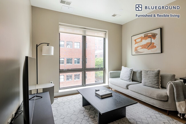 Building Photo - 33 Rogers St Unit FL4-ID1066