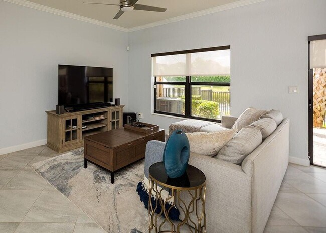 Photo - 6115 Bangalow Dr