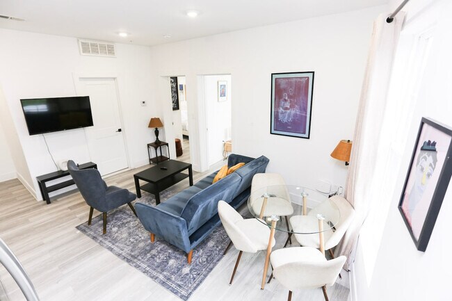 Photo - 750 19th St NE Unit SI ID1573086P