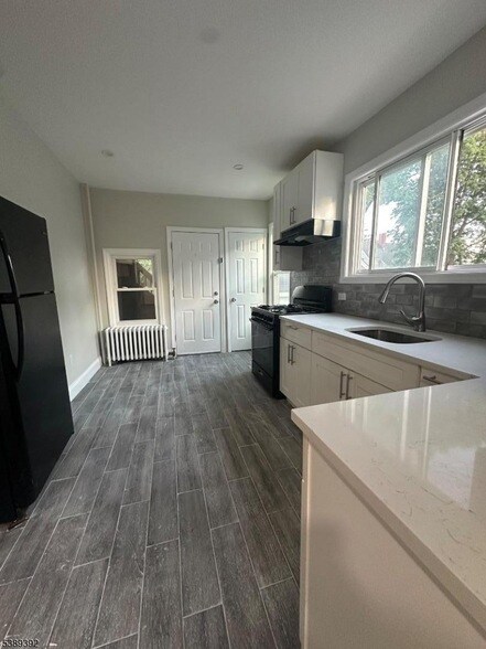 Photo - 174 Watson Ave Unit 1