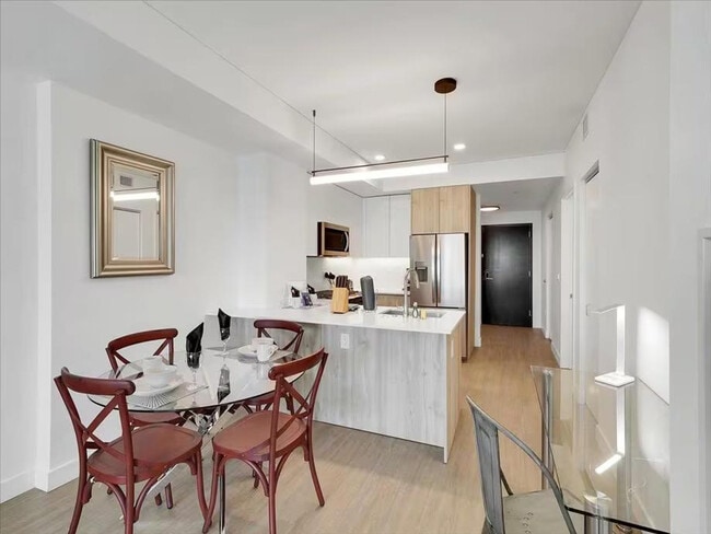 Photo - 817 N 6th St Unit SI ID1047102P