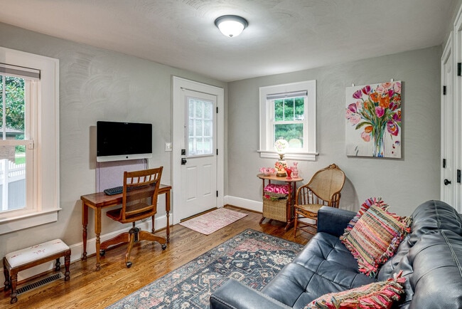 Photo - 105 Lewis Ave Unit SI ID1623798P