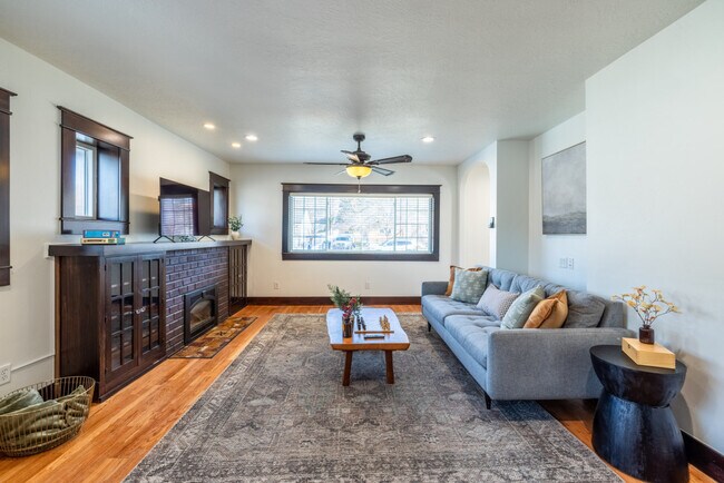 Photo - 3076 Melbourne St Unit SI ID1367399P