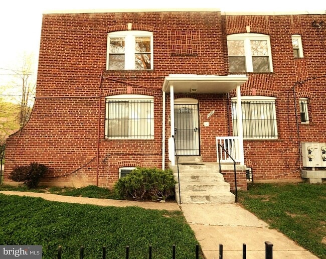 Building Photo - 4329 Halley Terrace SE
