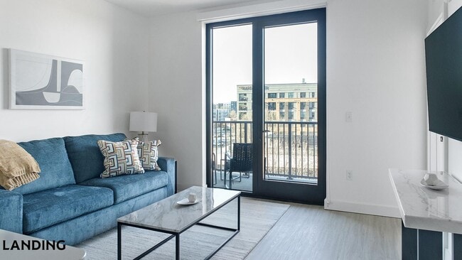 Photo - 1007 S Mint St Unit 716