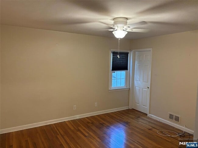 Photo - 31 Farview Terrace