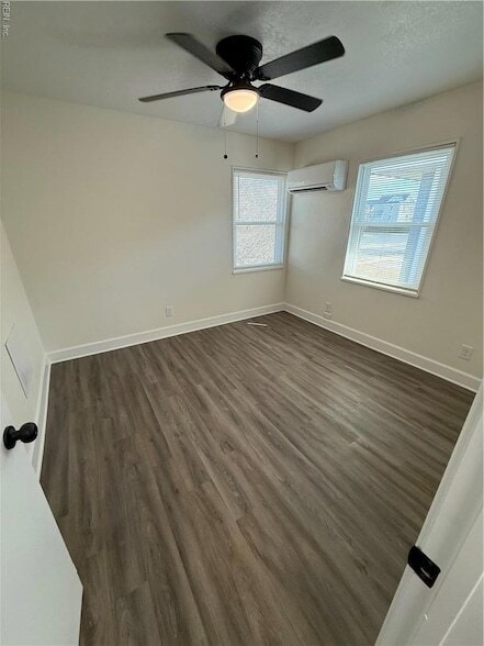 Photo - 9654 Selby Pl Unit 3