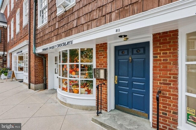 Photo - 31 Palmer Square W Unit A