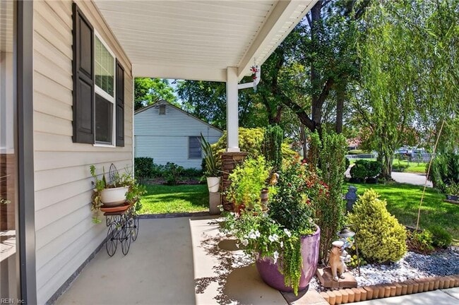 Photo - 844 Workwood Rd